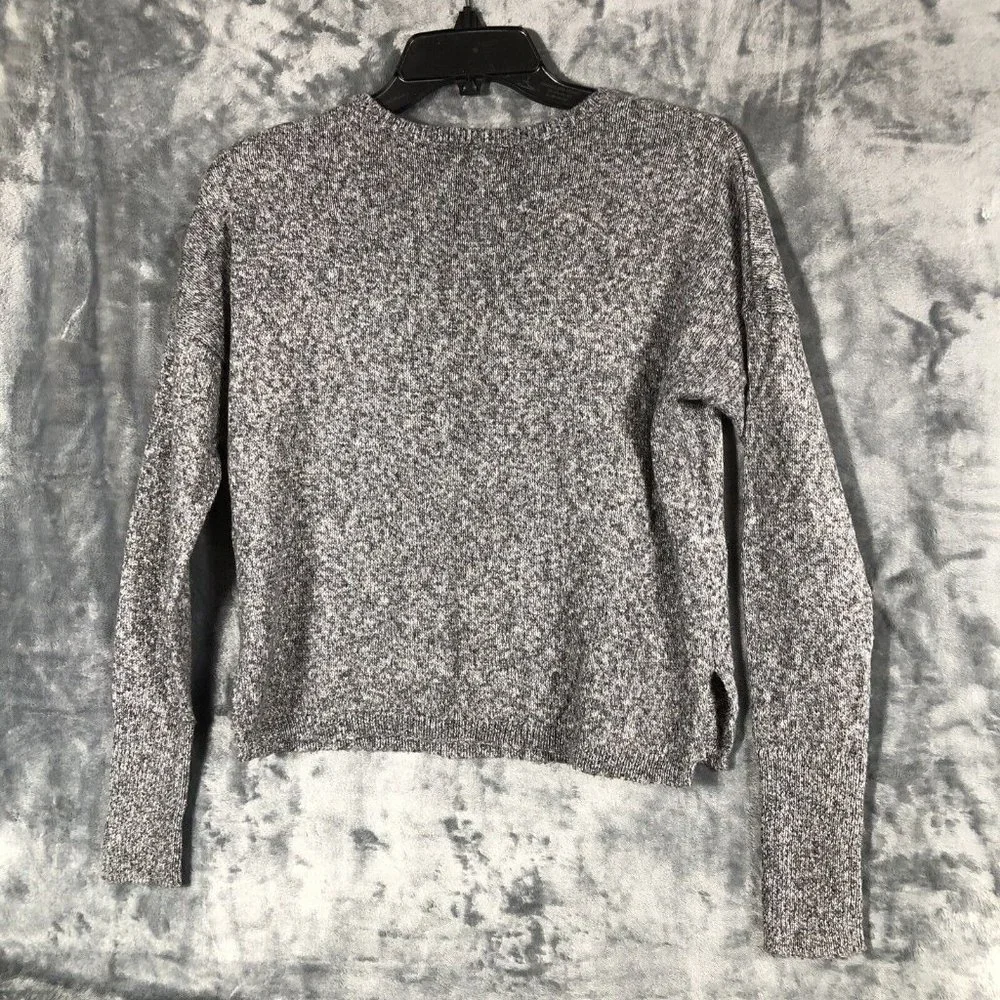 Hollister Woman’s Sweater Baby Leopard Grey Long Sleeve Pullover Size Medium - Picture 8 of 11